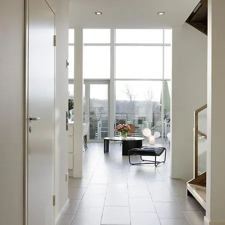 Beachfront Family Hideaway *