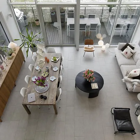 וילה Beachfront Family Hideaway *