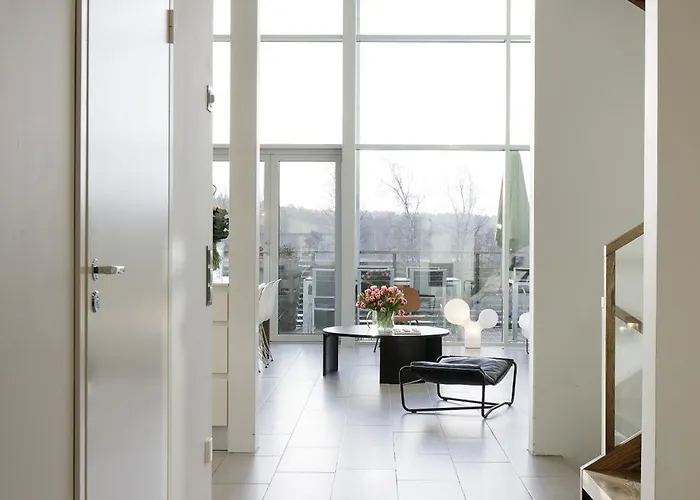 Beachfront Family Hideaway *