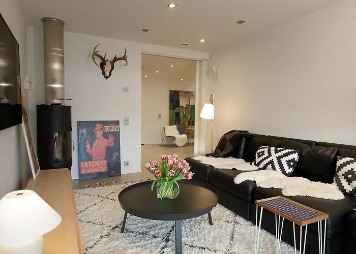 Beachfront Family Hideaway *