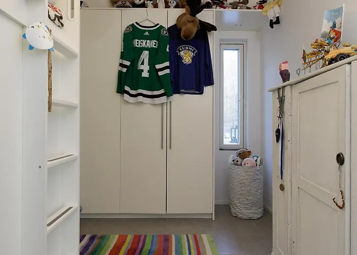 Beachfront Family Hideaway Parainen